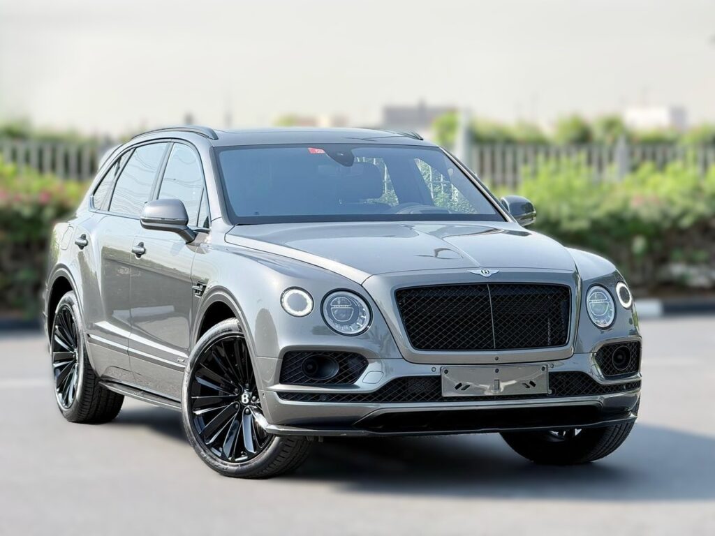 BENTLEY BENTAYGA W12 SPEED | GCC SPECS | CARBON FIBRE EDITION | YEAR: 2020 | FULL-SERVICE HISTORY WITH AGENCY | UNDER WARRANTY