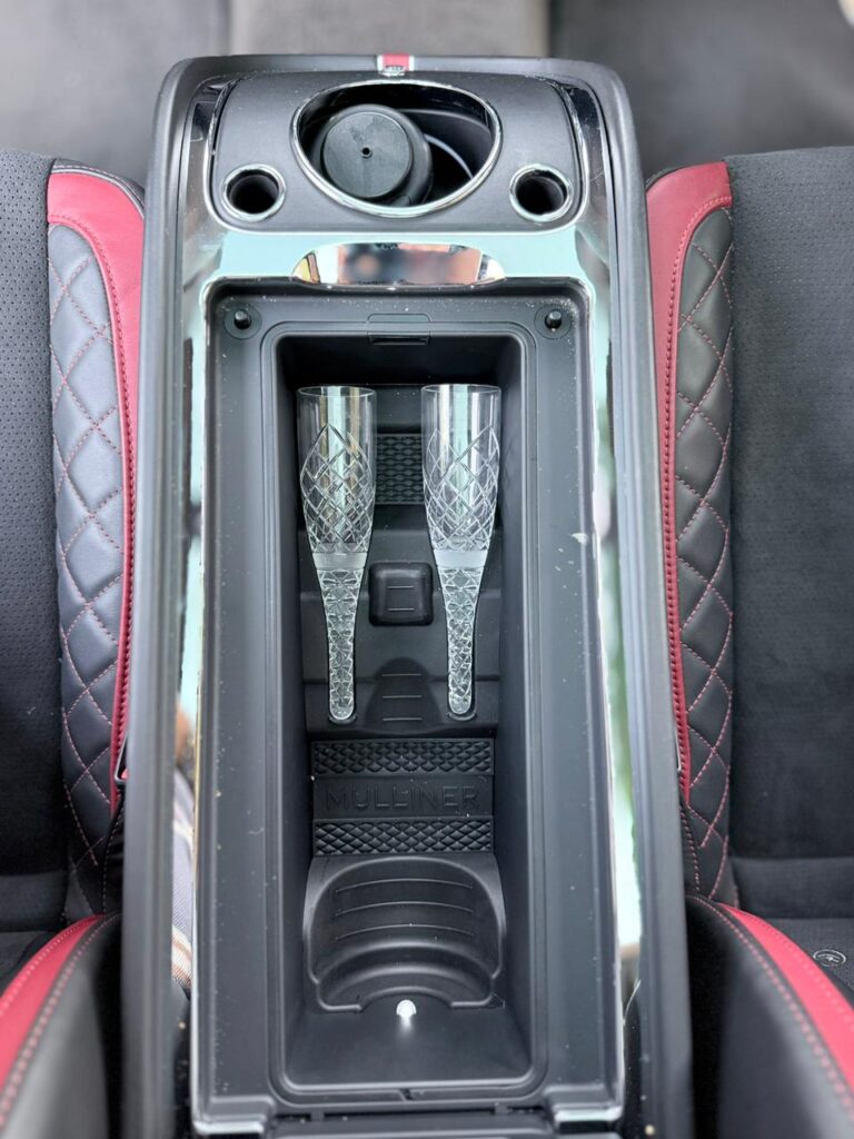 BENTLEY BENTAYGA W12 SPEED | GCC SPECS | CARBON FIBRE EDITION | YEAR: 2020 | KMS: 53,000 KMS | FULL-SERVICE HISTORY WITH AGENCY AND UNDER WARRANTY