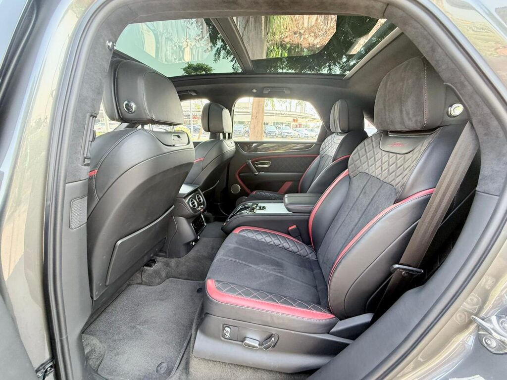 BENTLEY BENTAYGA W12 SPEED | GCC SPECS | CARBON FIBRE EDITION | YEAR: 2020 | KMS: 53,000 KMS | FULL-SERVICE HISTORY WITH AGENCY AND UNDER WARRANTY