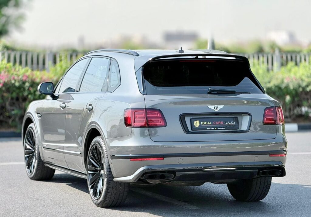 BENTLEY BENTAYGA W12 SPEED | GCC SPECS | CARBON FIBRE EDITION | YEAR: 2020 | KMS: 53,000 KMS | FULL-SERVICE HISTORY WITH AGENCY AND UNDER WARRANTY